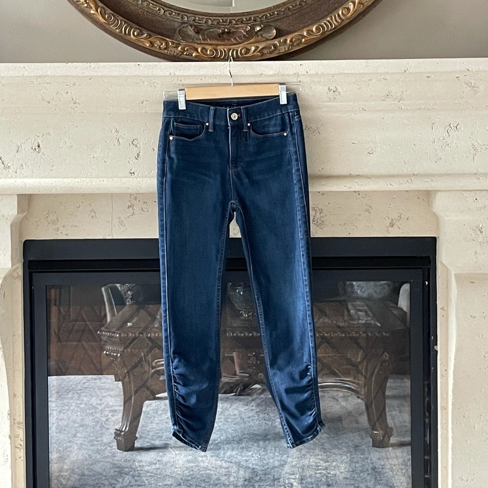 White House Black Market Skinny Jeans (Used)